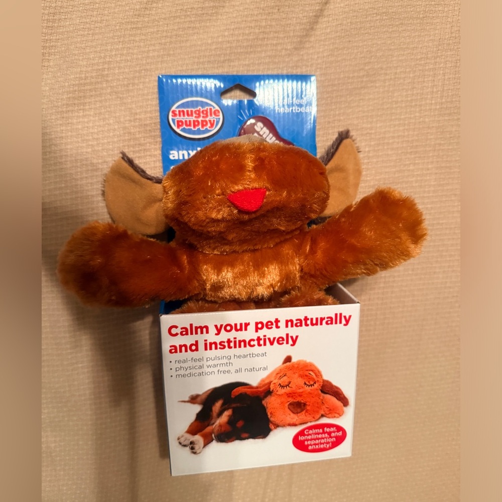 ** Brand New ** Snuggle Puppy Plush Toy with Heartbeat for Anxiety